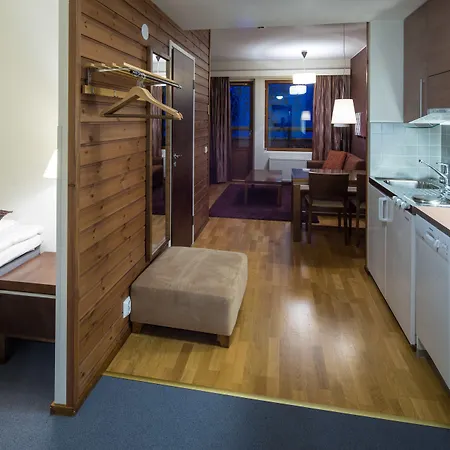 ホテル Lapland Saaga 4*